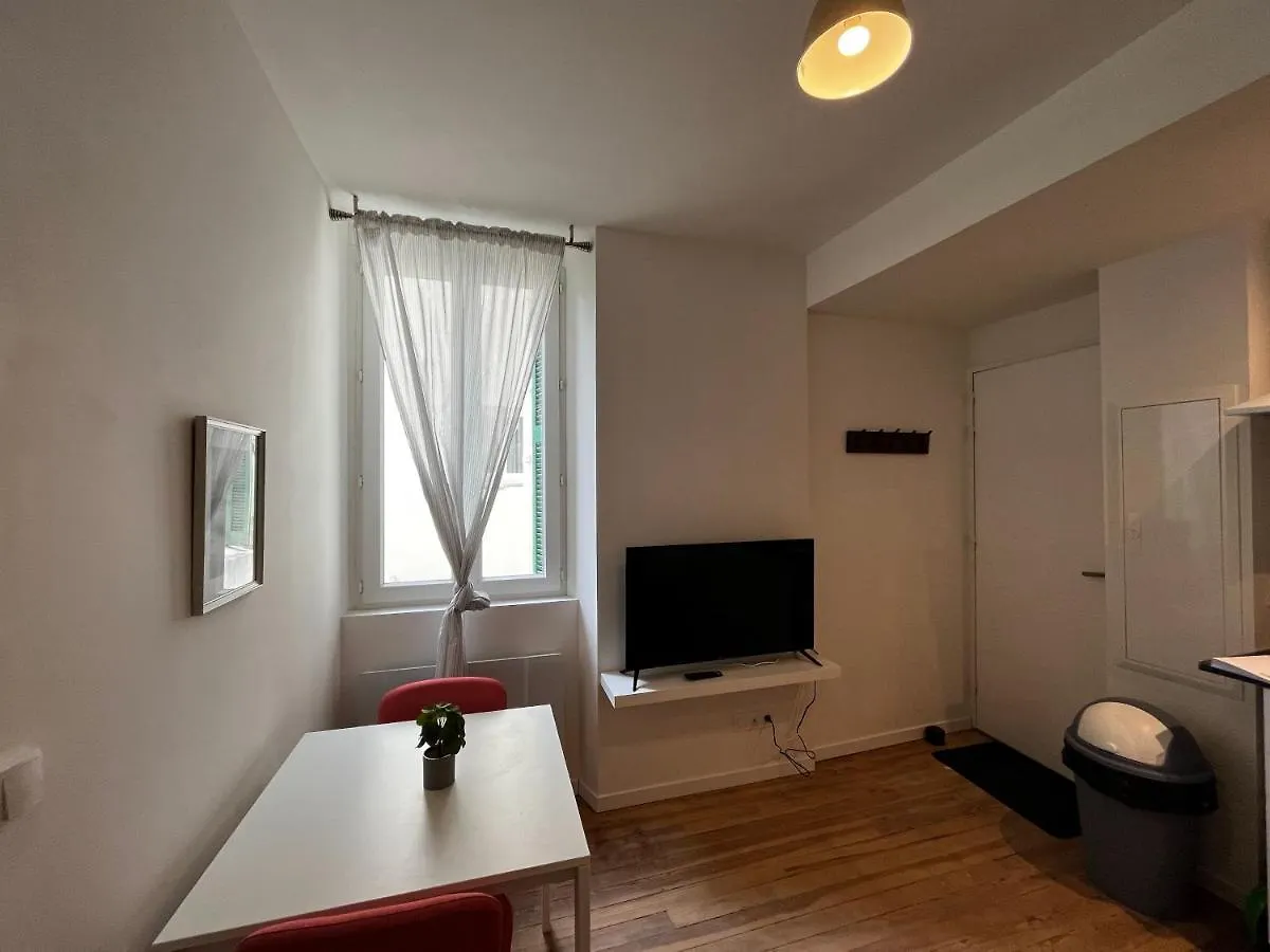 Charmant T1 Bis Proche Gare Et Centre Ville Lurdy Apartmán